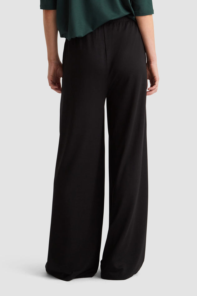 Grey Pants Black