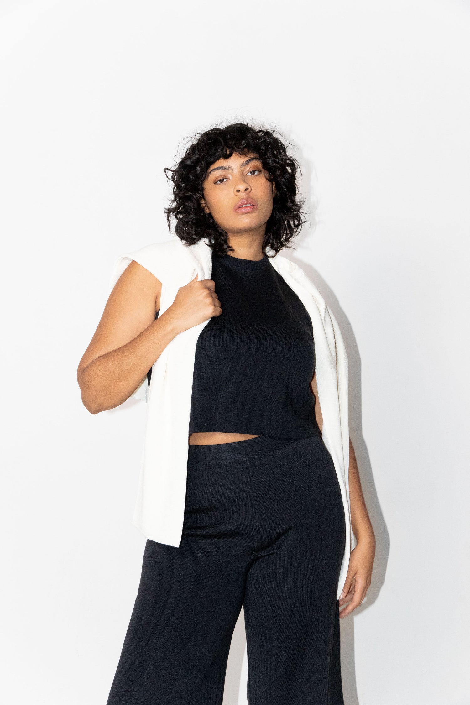 Merino Crop Tank Black