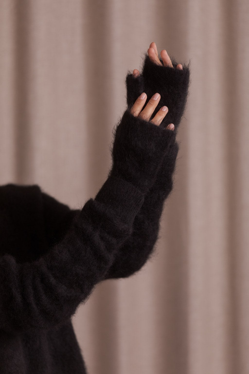 Alpaca Blend Gloves Black