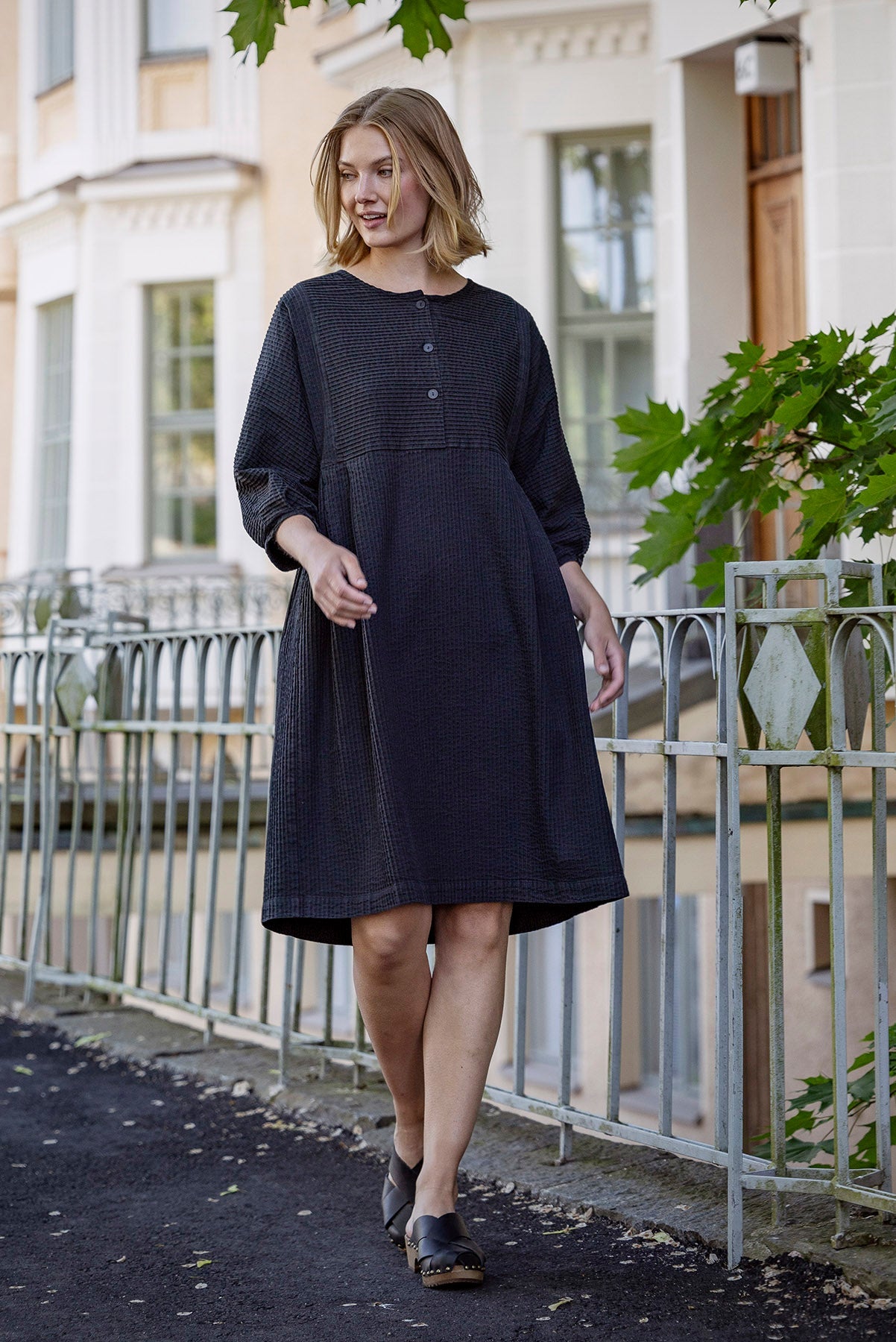 Lipstikka Dress Black