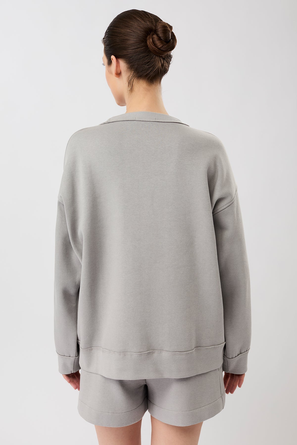Natural Dye Simple Sweater Oyster