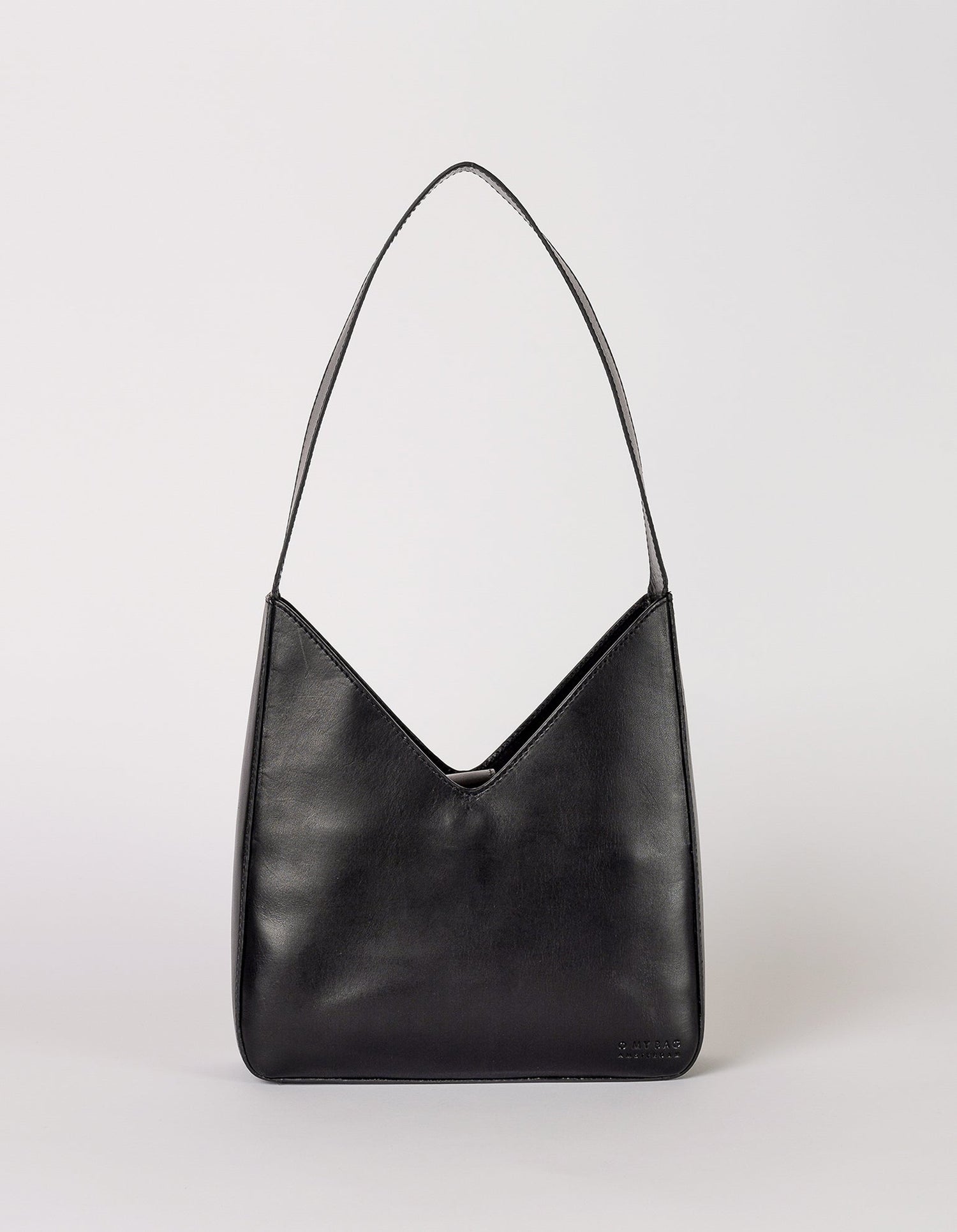Vicky Black Classic Leather