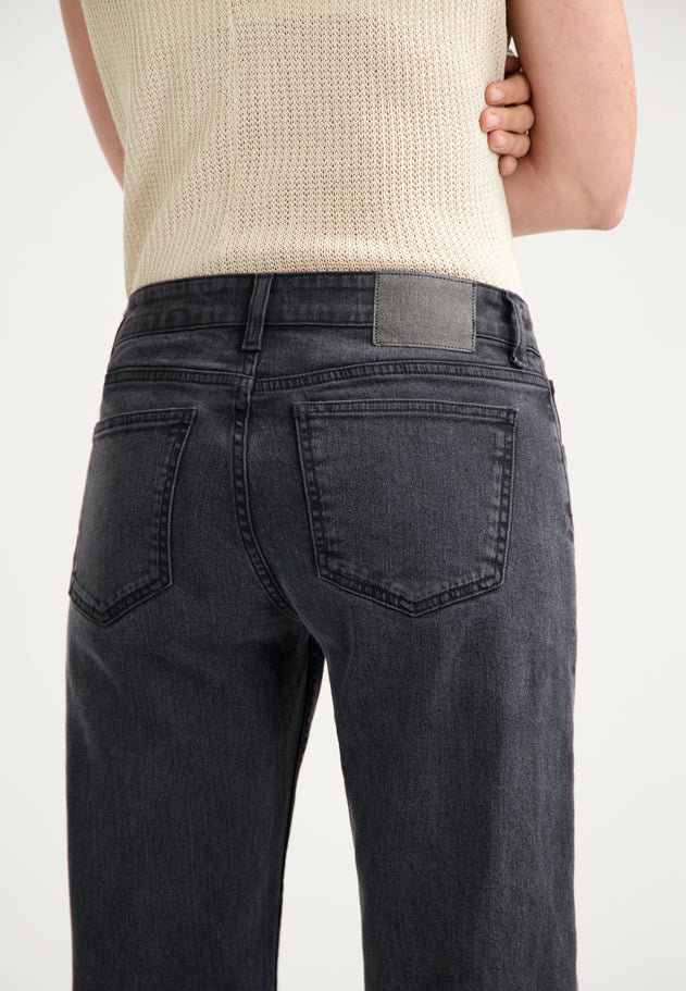 Carry Mid Straight Vintage Black