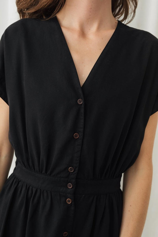 Folegandros Dress Black - IVALO.COM