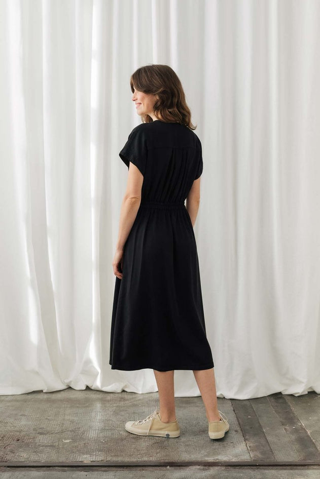 Folegandros Dress Black - IVALO.COM