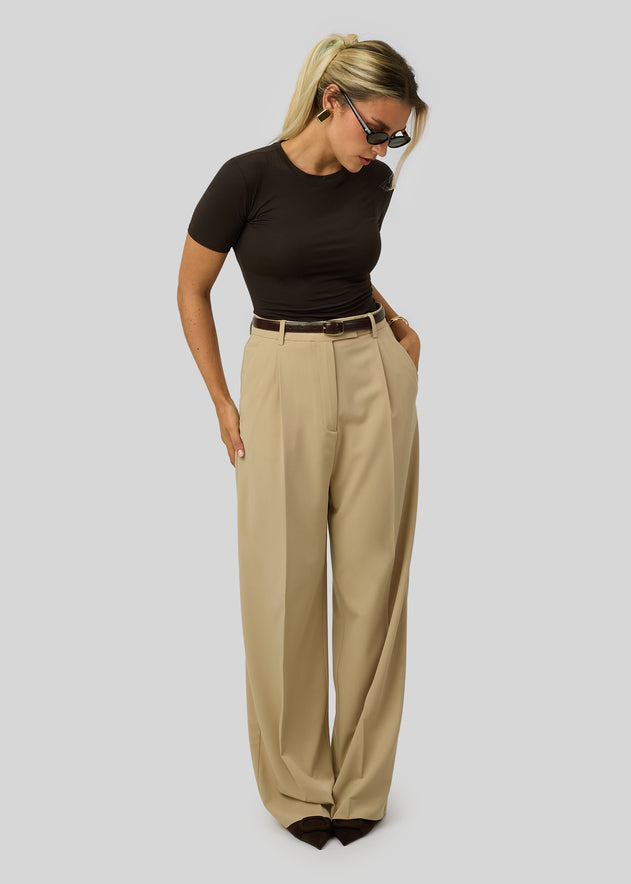 90’s Fitted T-Shirt Brown