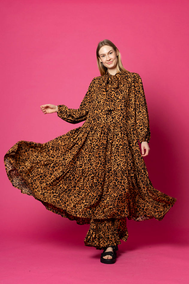 Long Flowy Dress Leopard