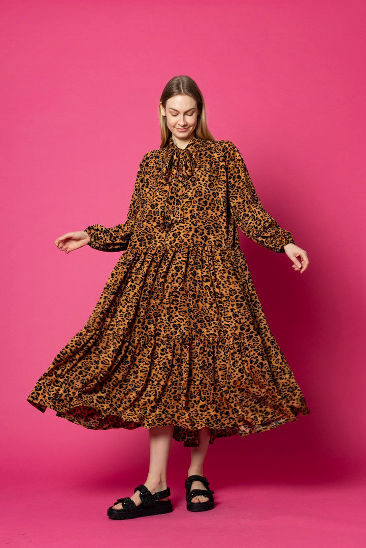 Long Flowy Dress Leopard