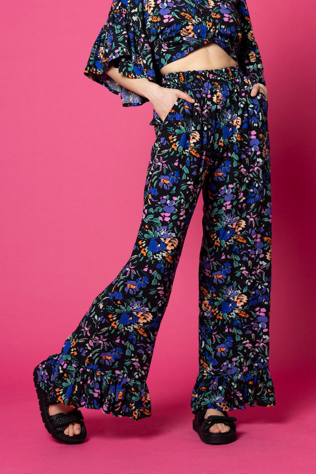 Frill Pants Kukinto