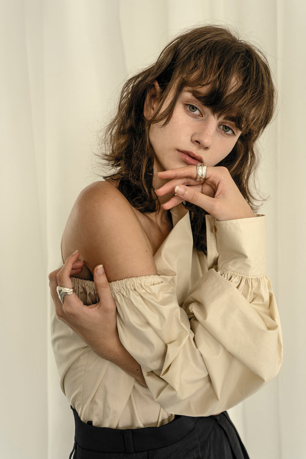 Kherson Cream één mouw katoenen blouse