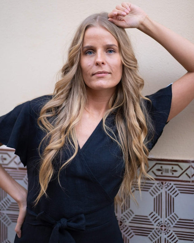Annika Dress Black - IVALO.COM