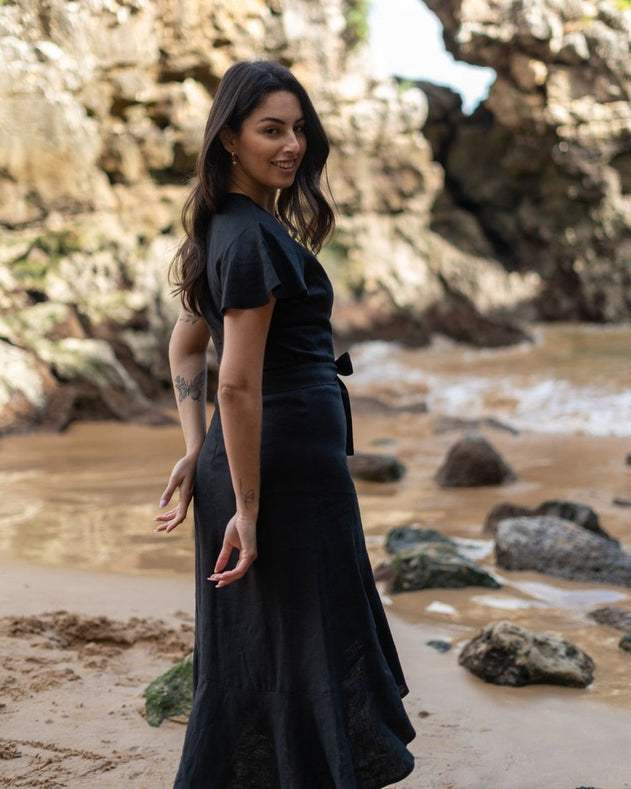 Annika Dress Black - IVALO.COM