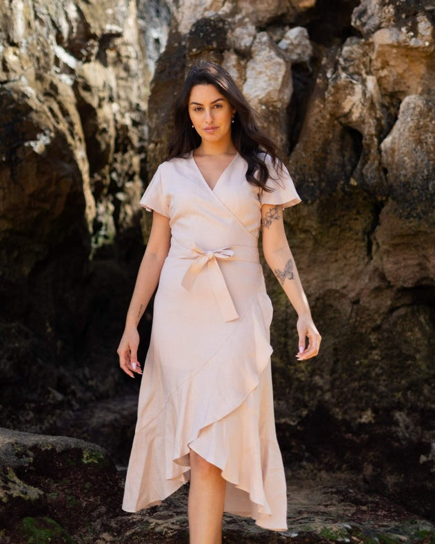 Annika Dress Sandshell Beige - IVALO.COM
