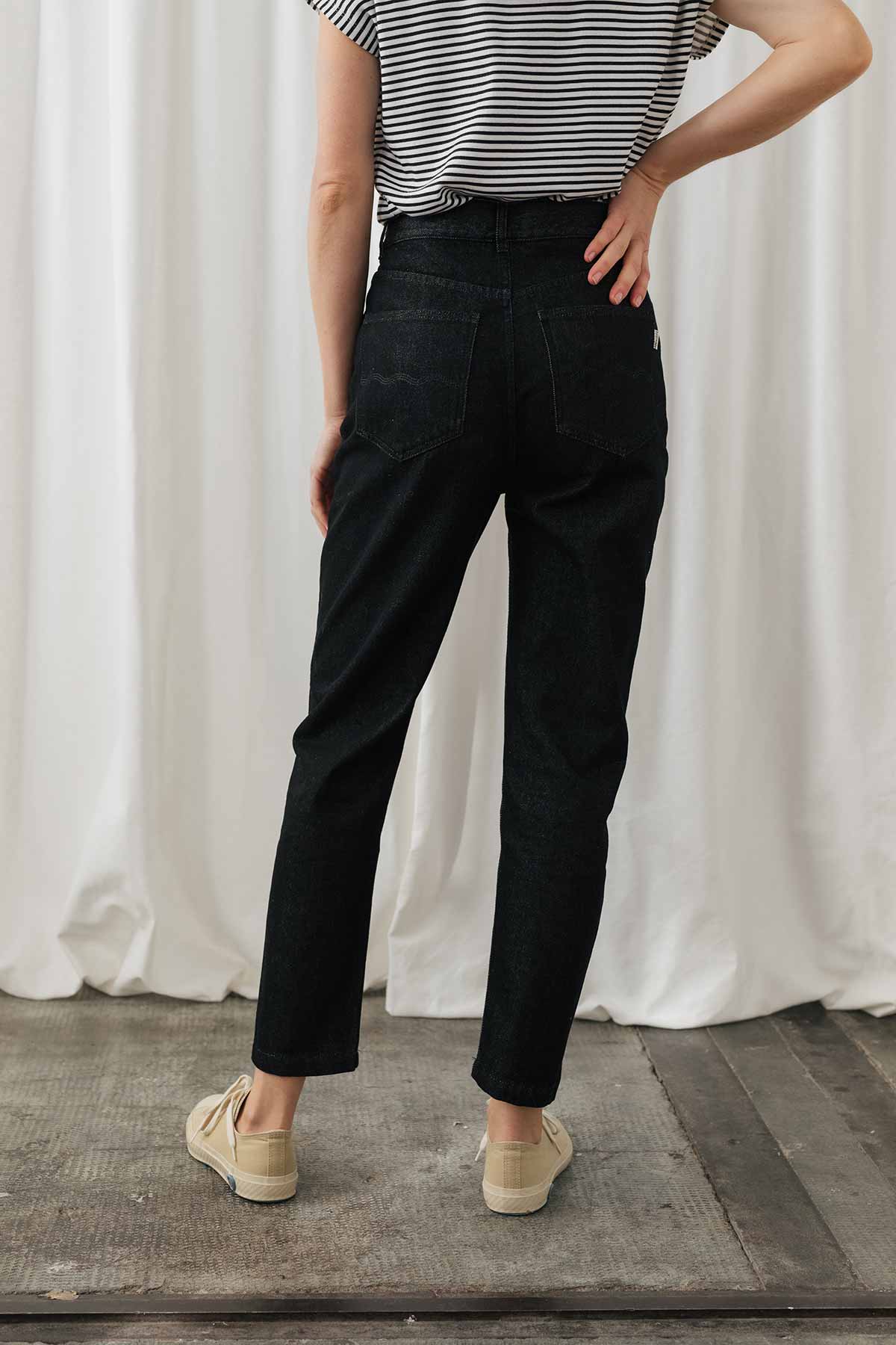 Tralee Jeans Black - IVALO.COM