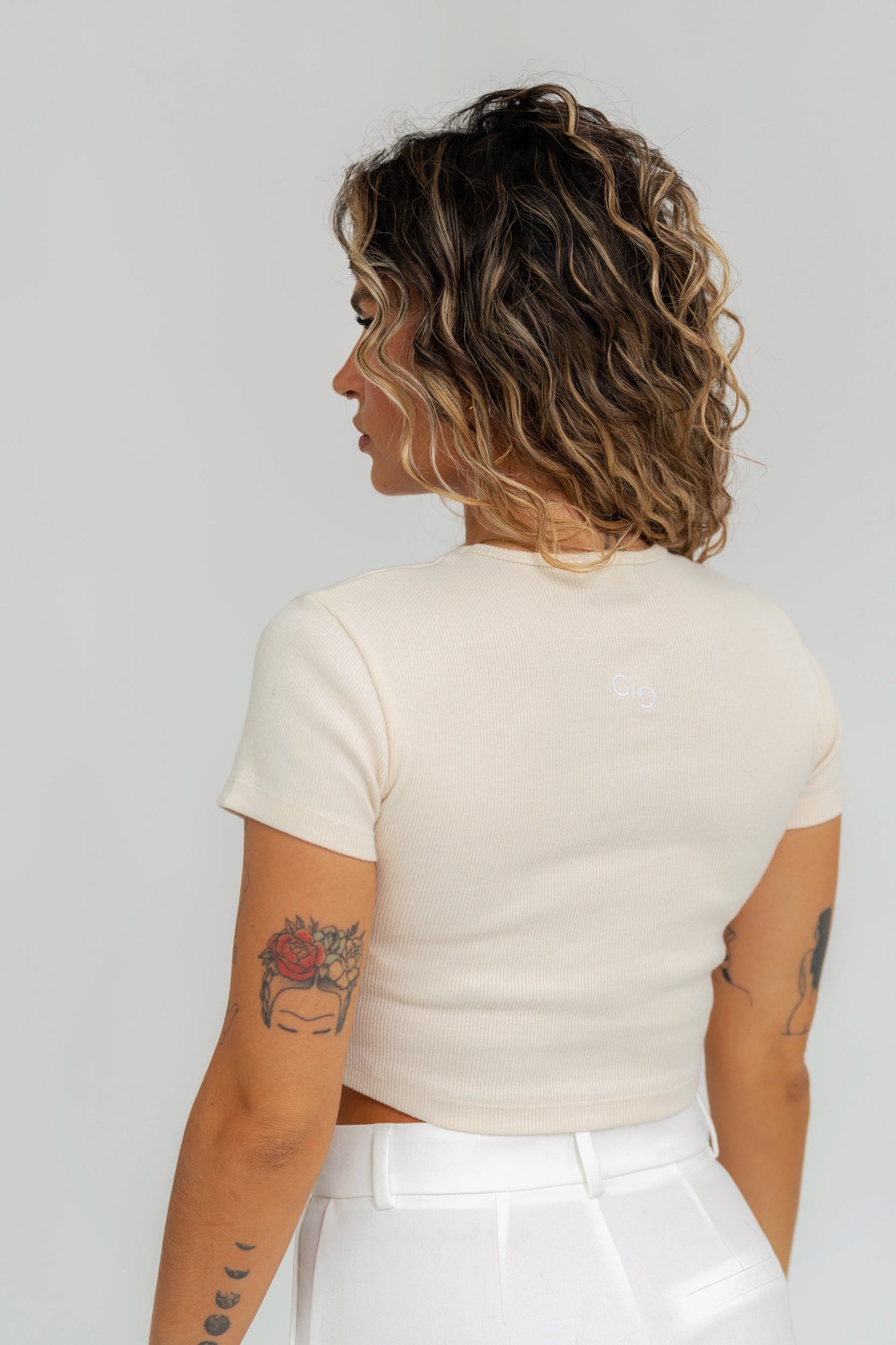 GS Cropped T-Shirt Beige