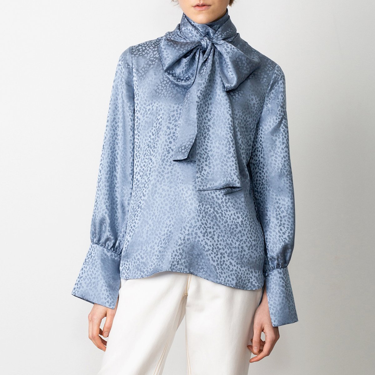 Vlinderdas blouse grijsblauw