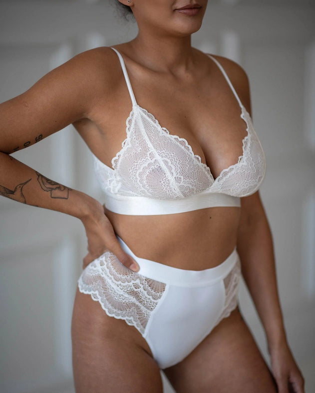 Highwaist String 002 Blanche Wit