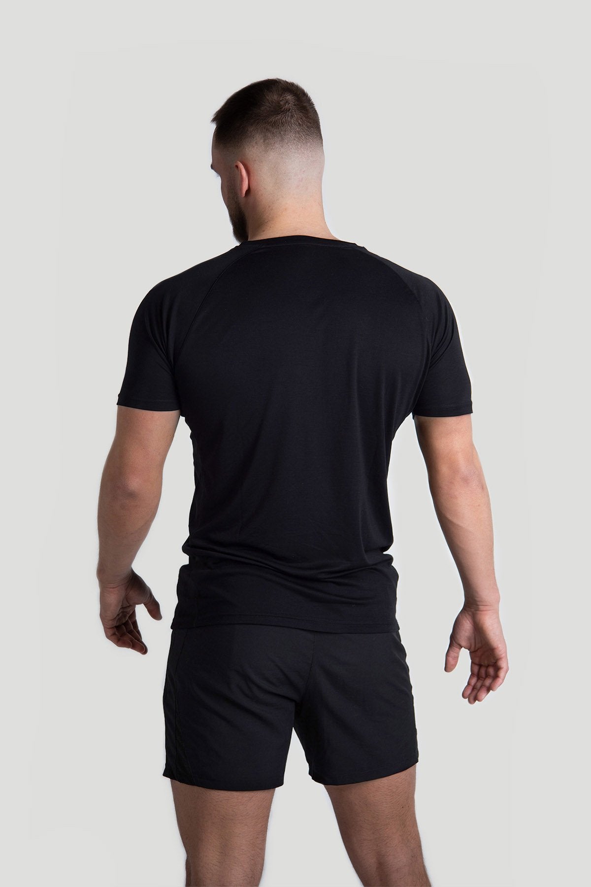 IJzeren wortels eucalyptus performance t-shirt zwart