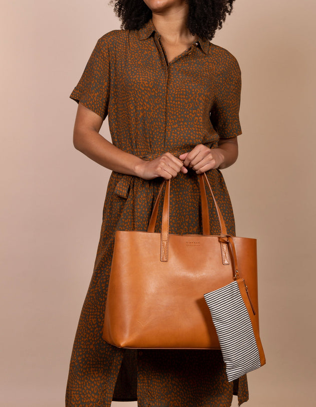 Sam Shopper - Cognac Classic Leather
