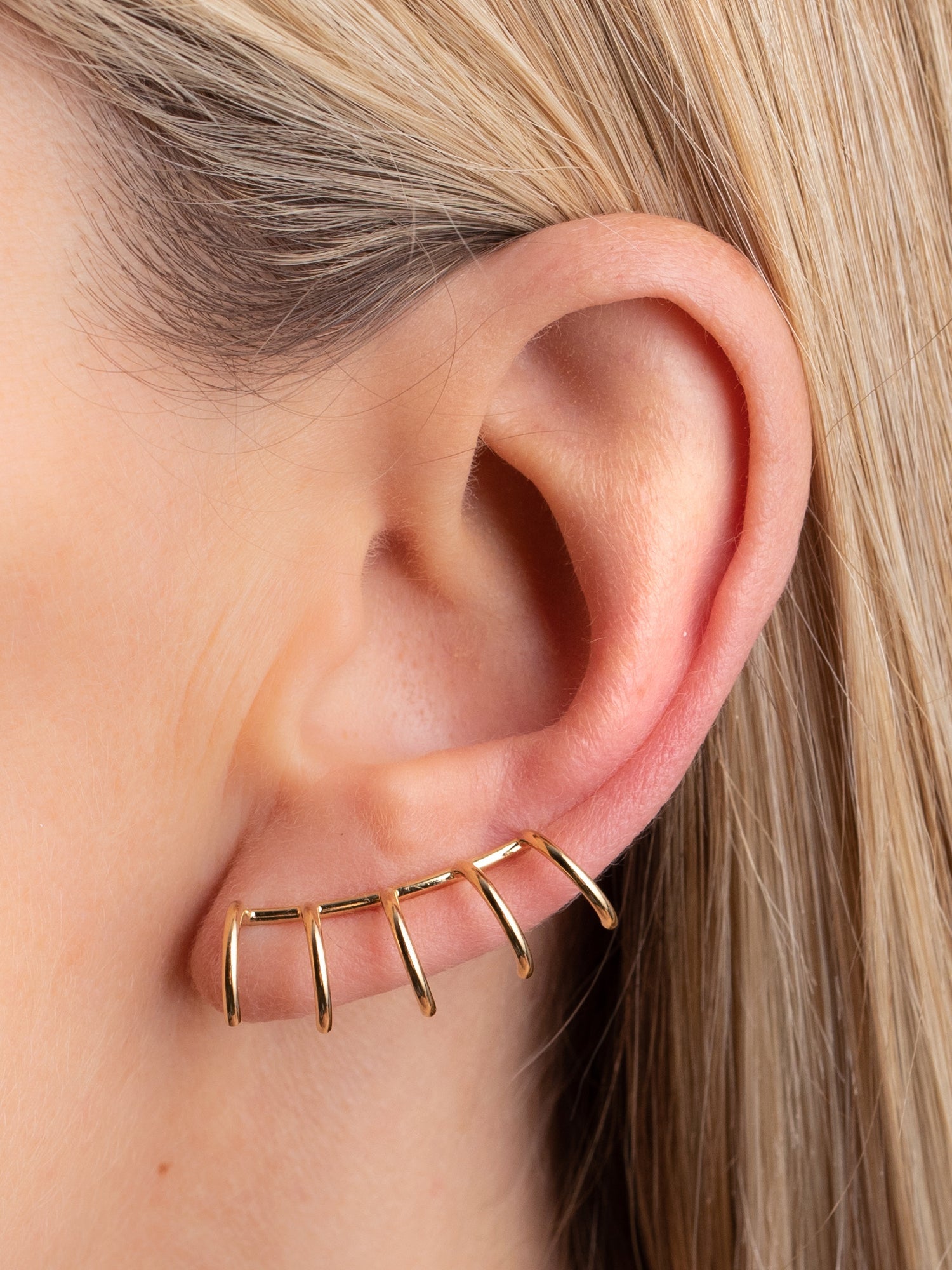 Wilfrid Single Earring Gold