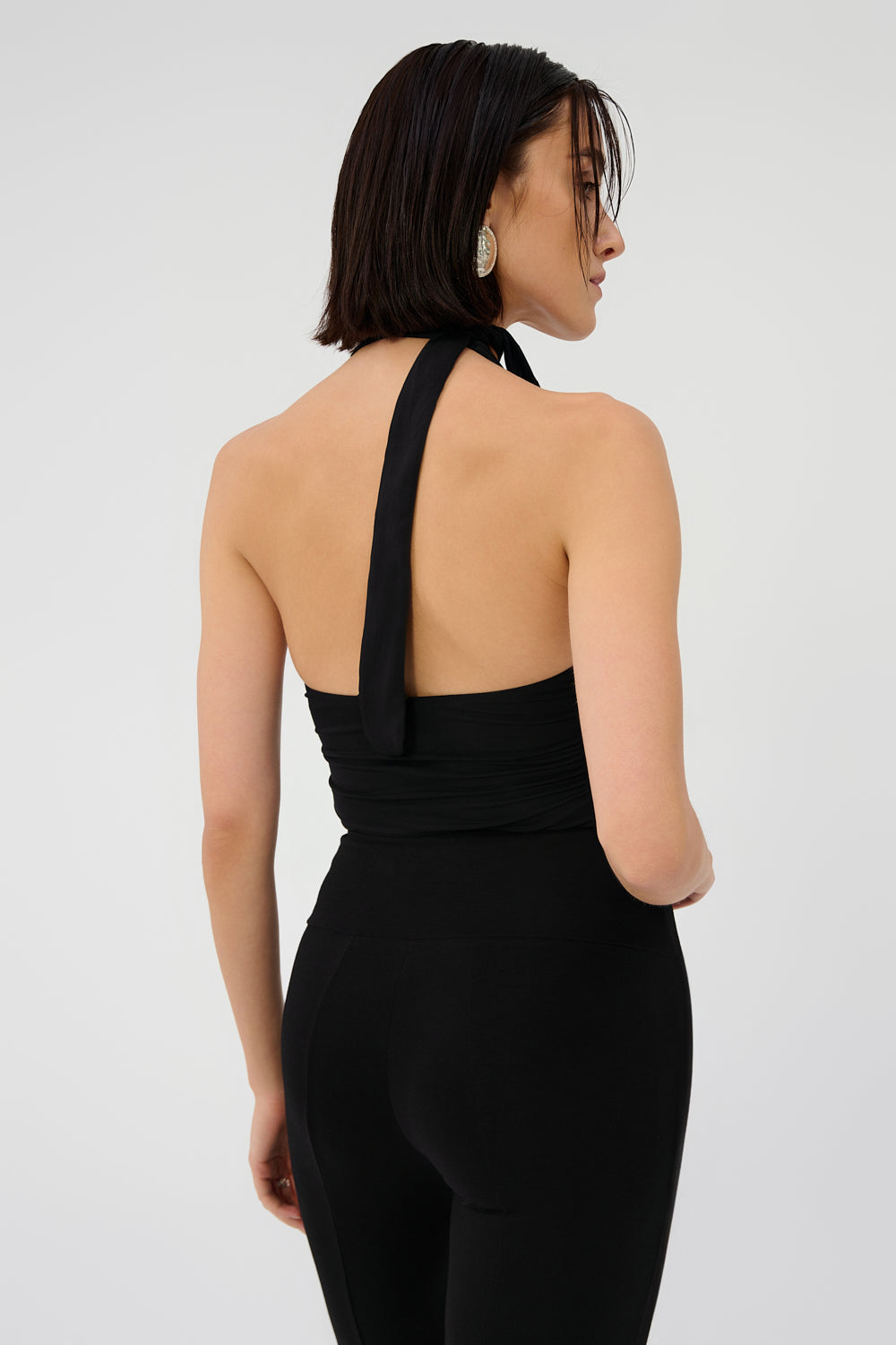 Saint Body Necktie Body Black