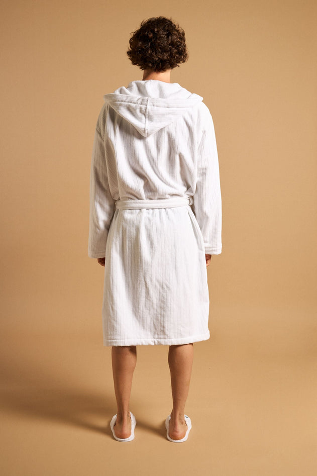 Trendsplant x Antonyo Marest Hotel del Sol Bathrobe White