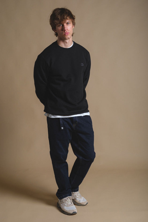 Organic Essential Sweater Zwart