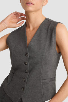 Courtney Vest Graphite Melange