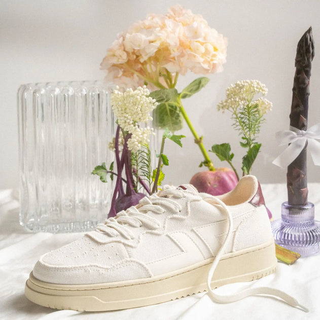 Bêta B4 Sneakers White