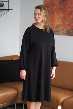 Studio Dress Black