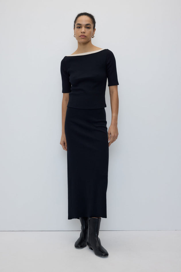 2863-TO-BL_Nilo-Top-Black_RITA_ROW_WOMEN_AW26_4.jpg?v=1784127567