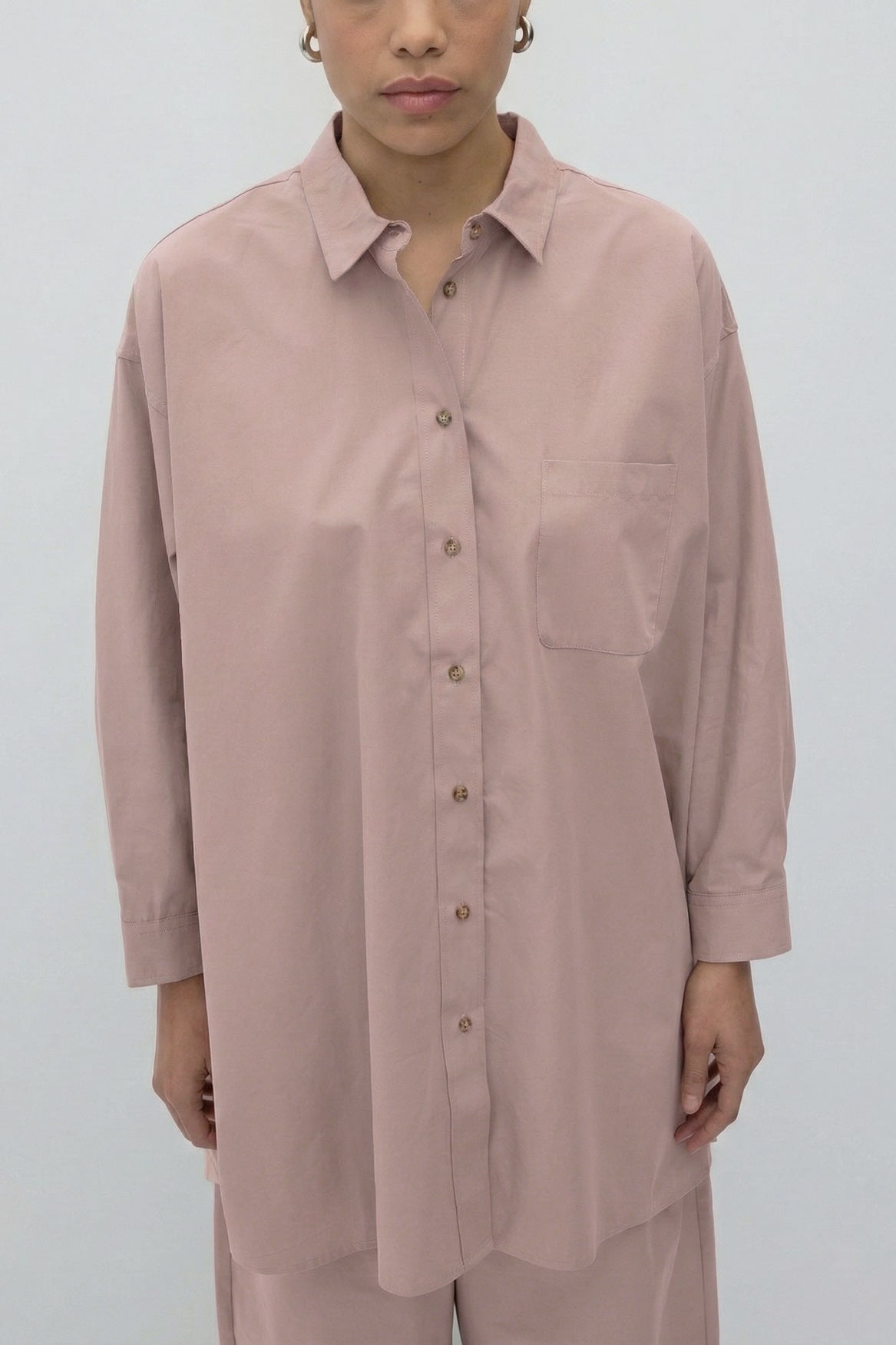 2879-CA-PI_Morris-Shirt-Pink_RITA_ROW_WOMEN_AW26_1_66b50044-a42d-448c-9191-2ec3487564d7.jpg?v=1784193938