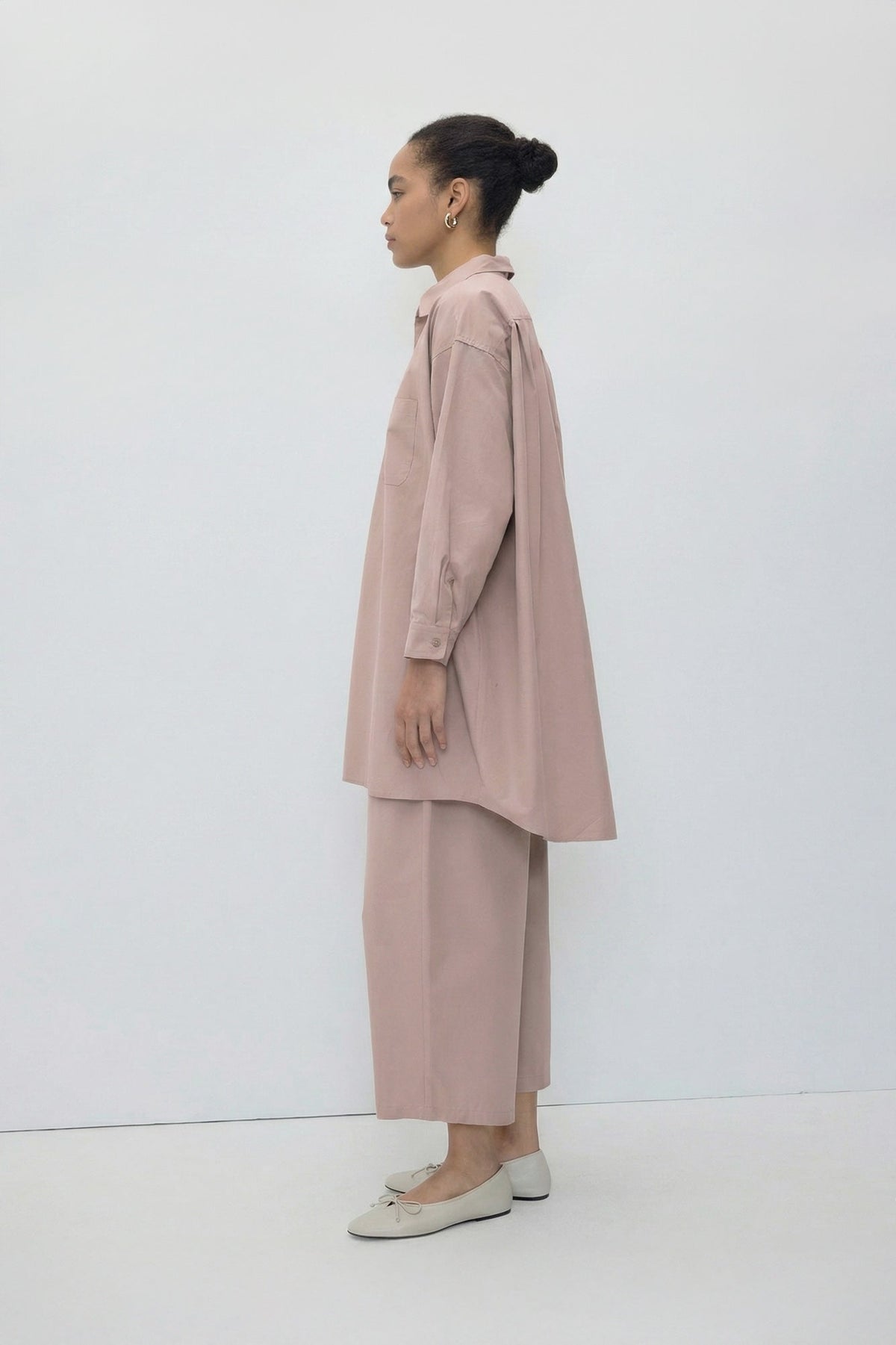 2879-CA-PI_Morris-Shirt-Pink_RITA_ROW_WOMEN_AW26_2_a660c6c0-b0b0-496e-897d-4b37f1af05c6.jpg?v=1784193938