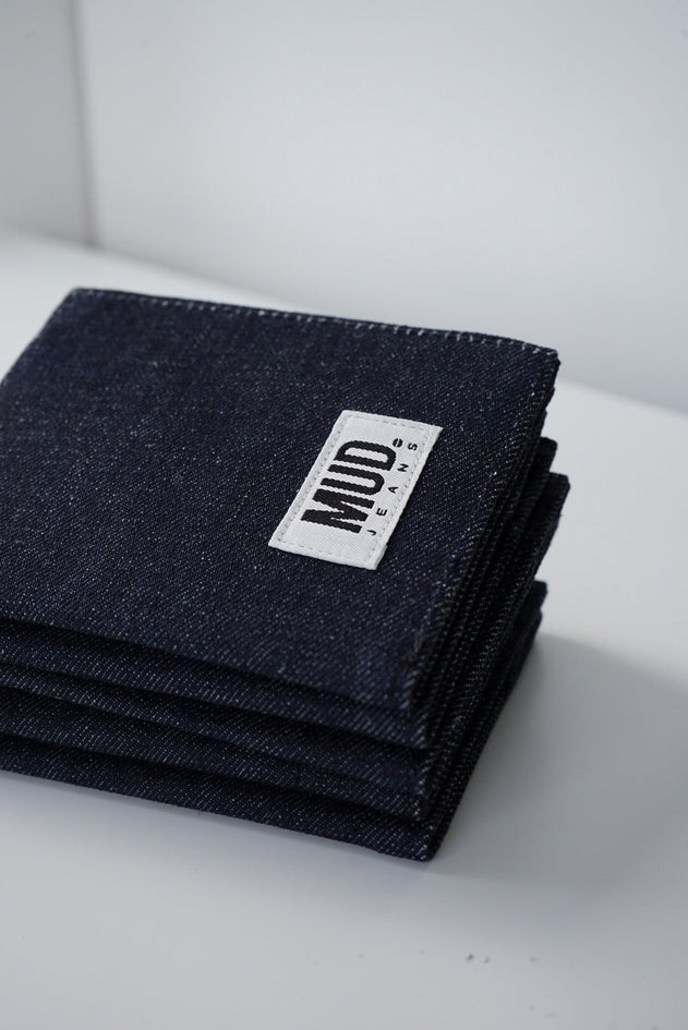 Raw Indigo Denim Paspoorthouder