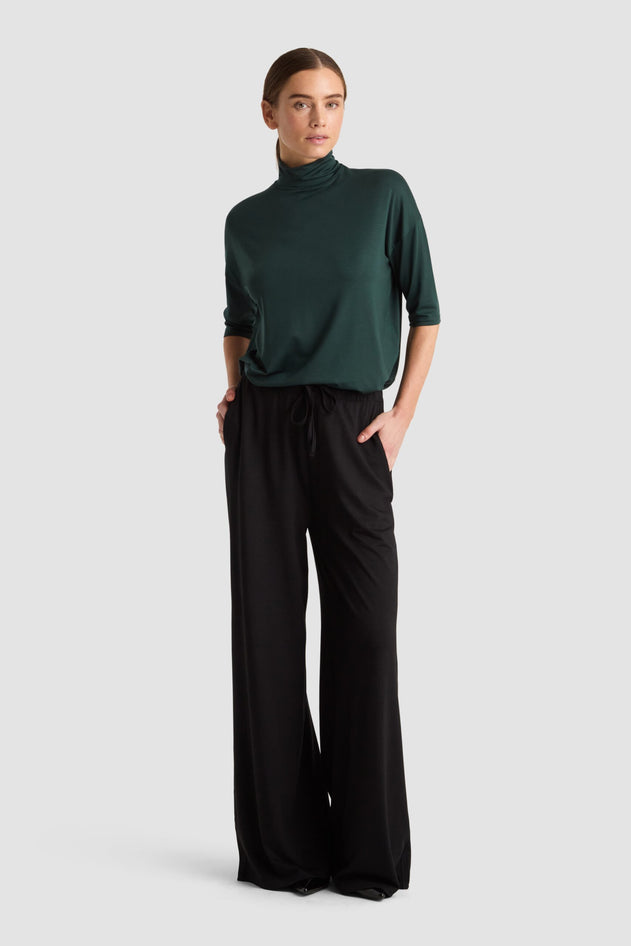 Grey Pants Black