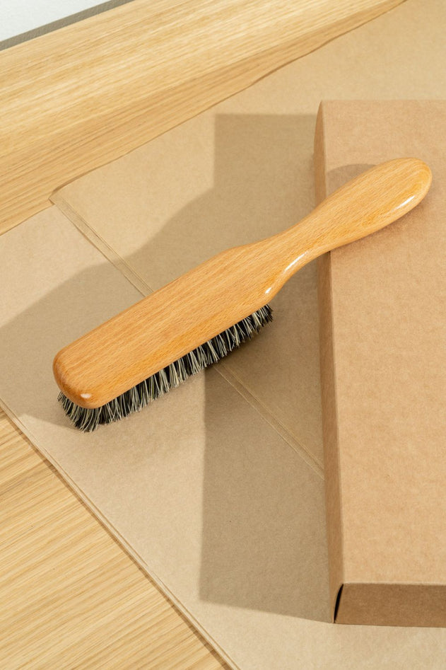 KENT. CC7 Clothes Brush