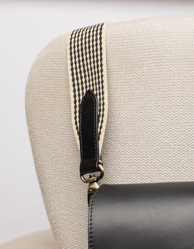 Tasriem Checkered Black