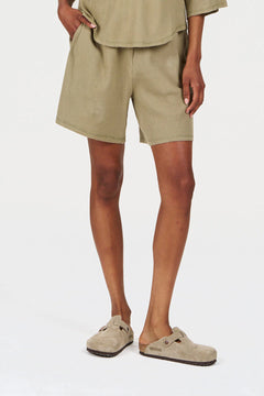 301571109.webp