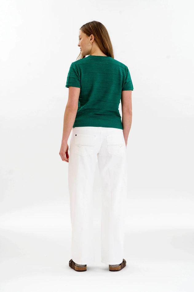 304185797.webp