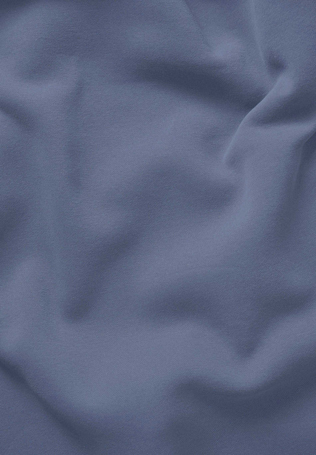 305088819.jpg