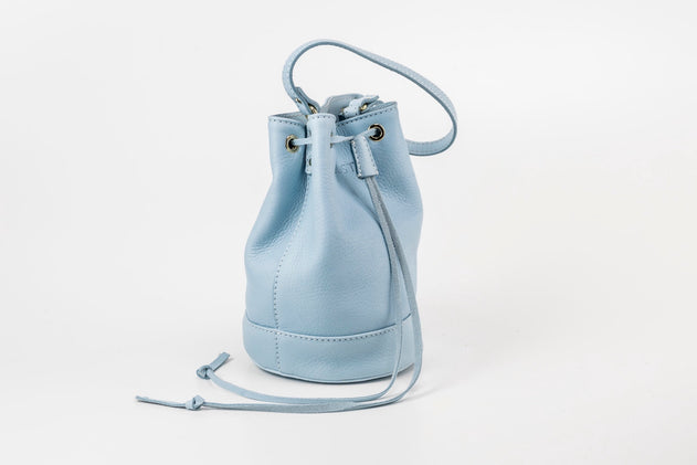 Chelsea Leren Bucket Tas Lichtblauw