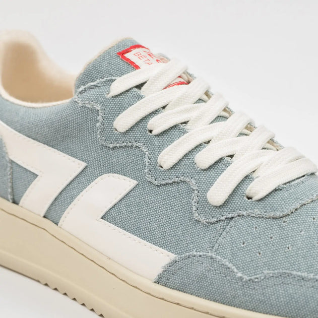 Bêta B4 Sneakers Blue