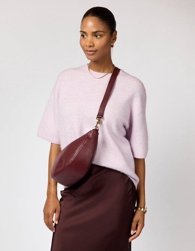 Leo Twisted Handle Bag Soft Grain Leather Dark Cherry