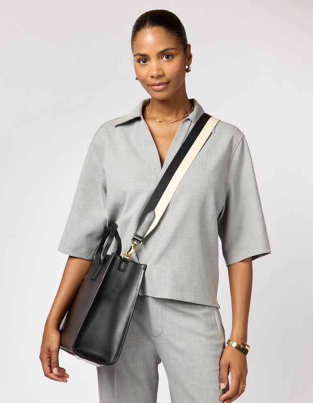 Striped Black & White / Tasriem Zwart