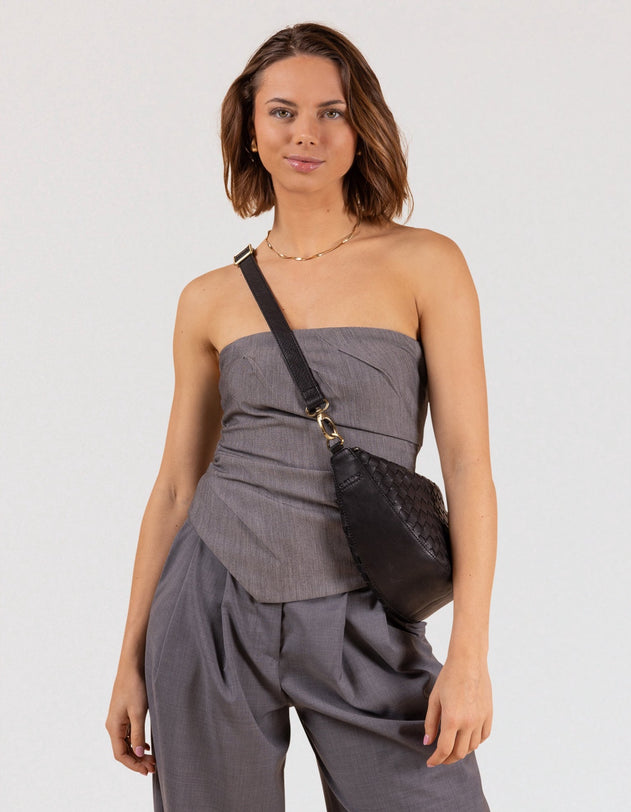 Leo Tas Woven Black