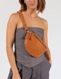 Ray Bumbag Woven Soft Grain Leather Wild Oak
