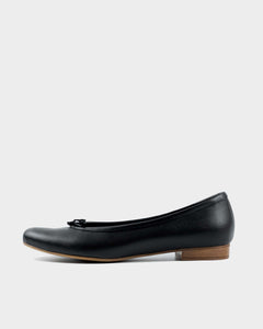 Audrey Grape Leather Ballerinas Black