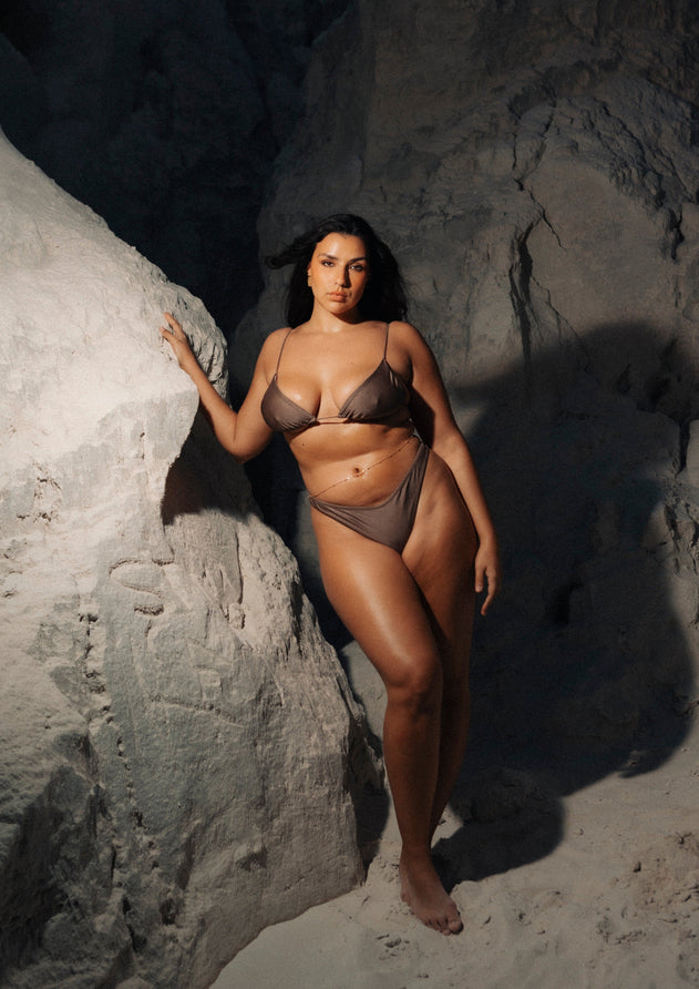 Chani v Cut Bikinibroekje Taupe