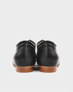 Akira Pumps Nopal Flats Black