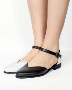 Alexa Cactus Leather Flats Black / White